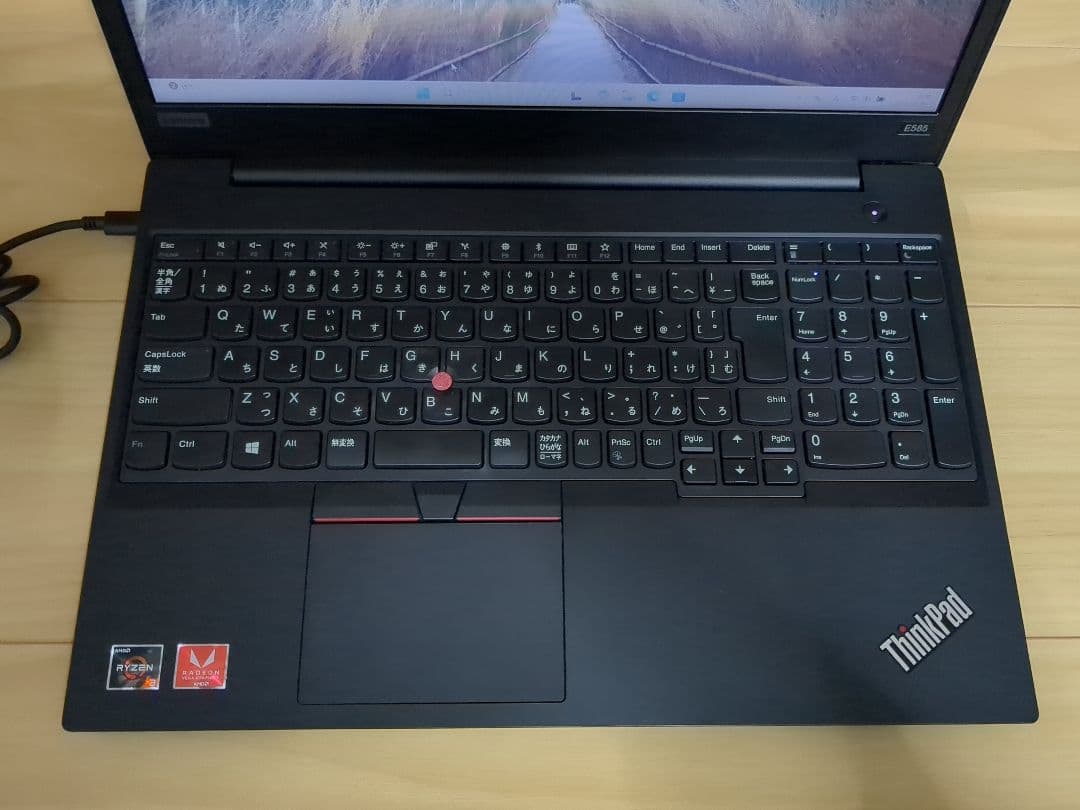 Windowsノート本体 Lenovo ThinkPad E585 Ryzen3 8GB SSD128GB