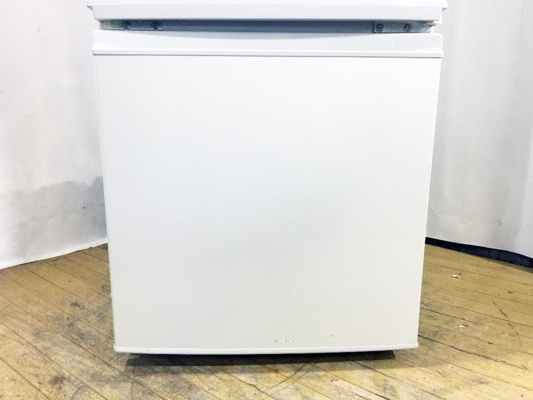 送料無料◆SHARP 137L 冷蔵庫【♦SJ-14T-S】