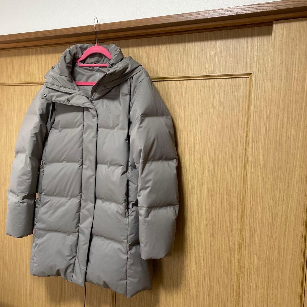 2025年　完売品　ユニクロ　シームレスダウン　ショートコート　M グレイ