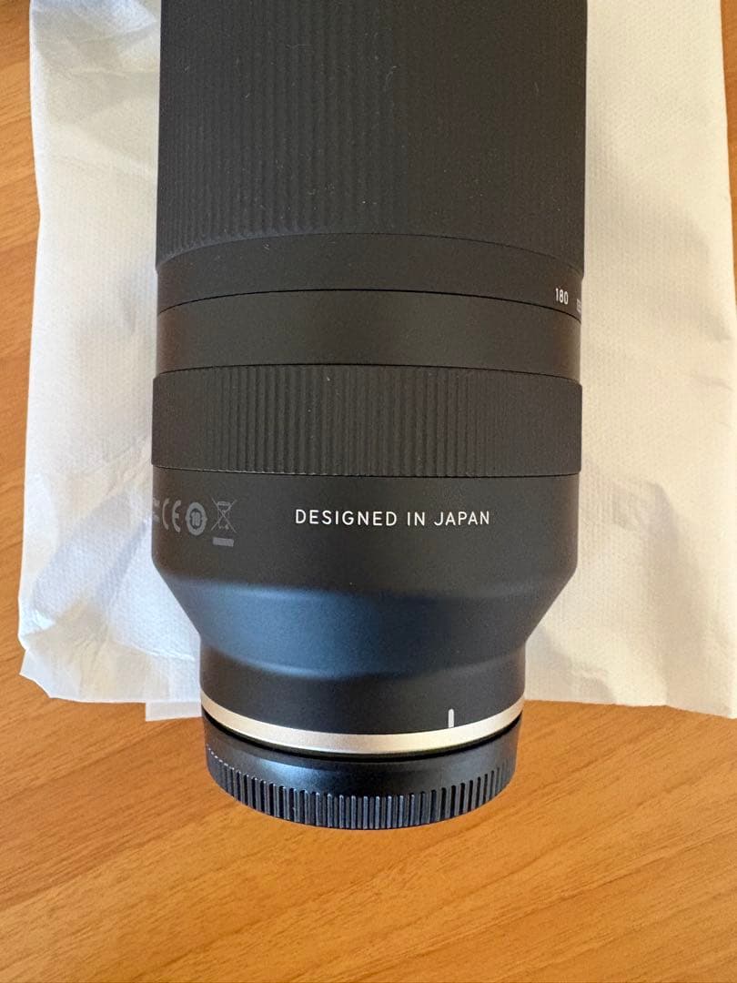 ✴︎ほぼ未使用✴︎TAMRON 70-180mm F/2.8 Di III VXD