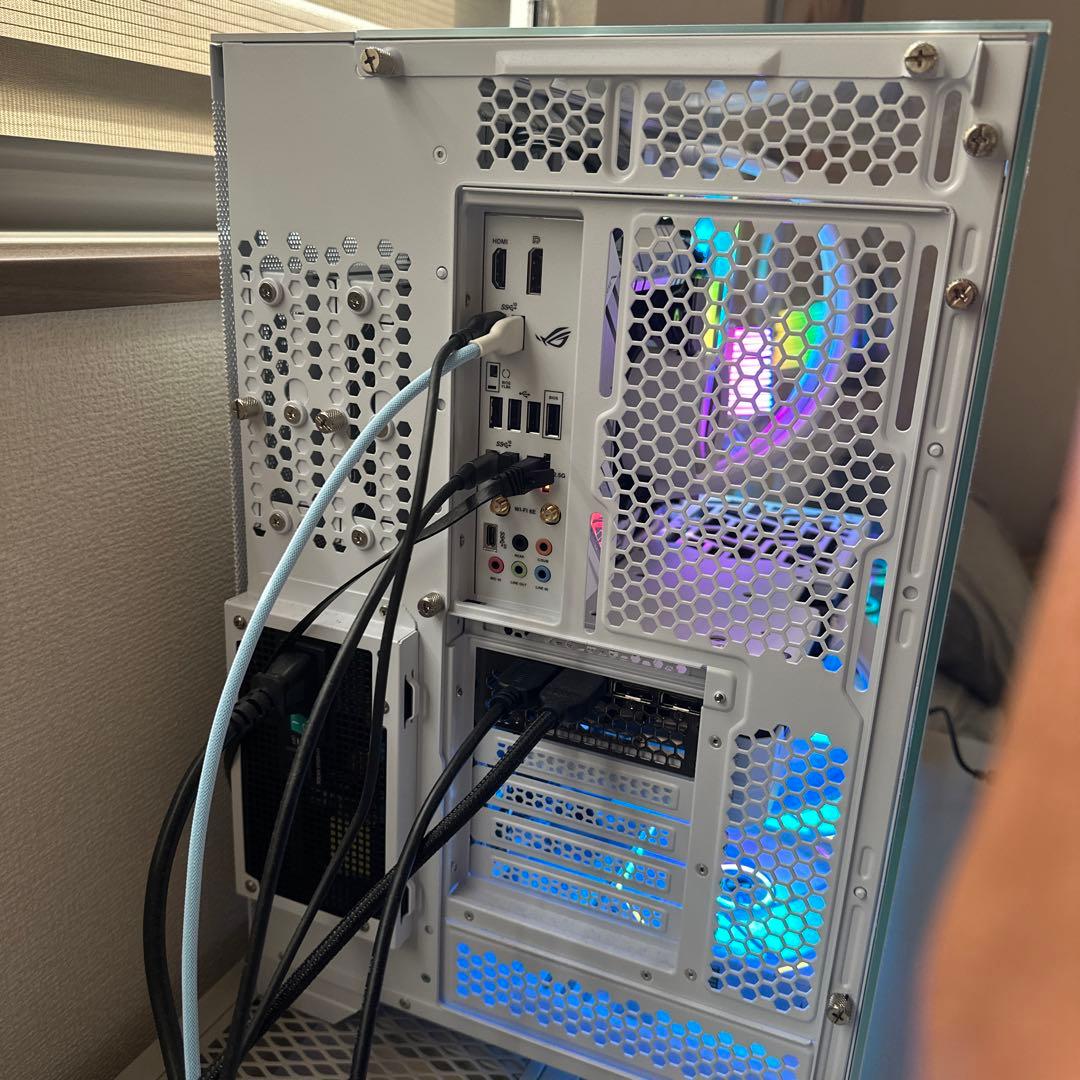 PCケース(自作PC用) 4070ti SUPER all white build