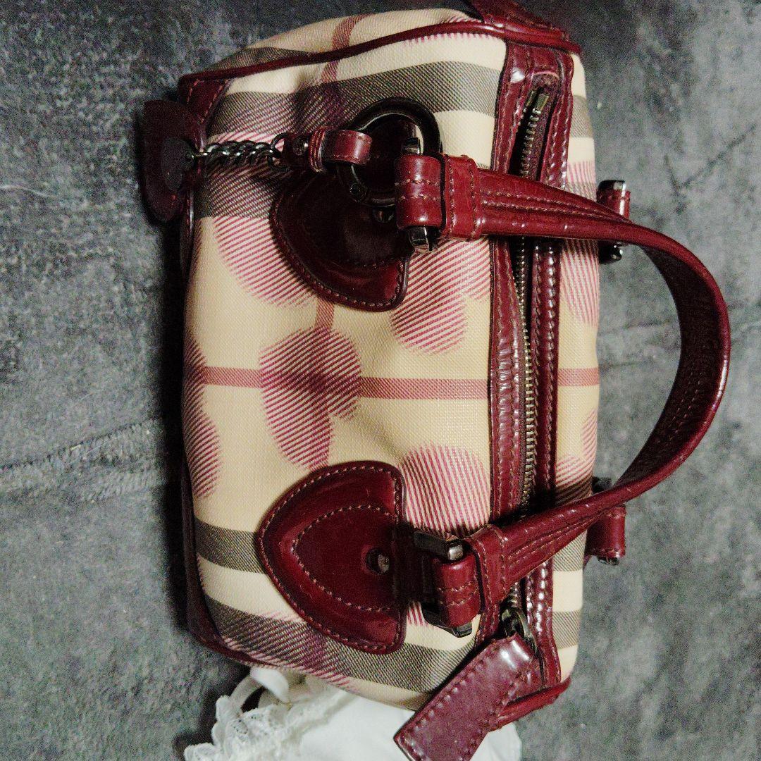 BURBERRY エナメル ハート ハンドバッグ ミニボストン