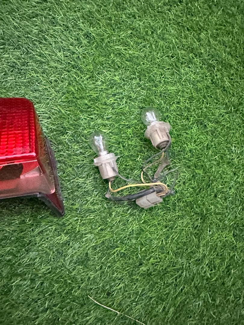 。*。様 xj400 xj550 リアフェンダー　テールランプ