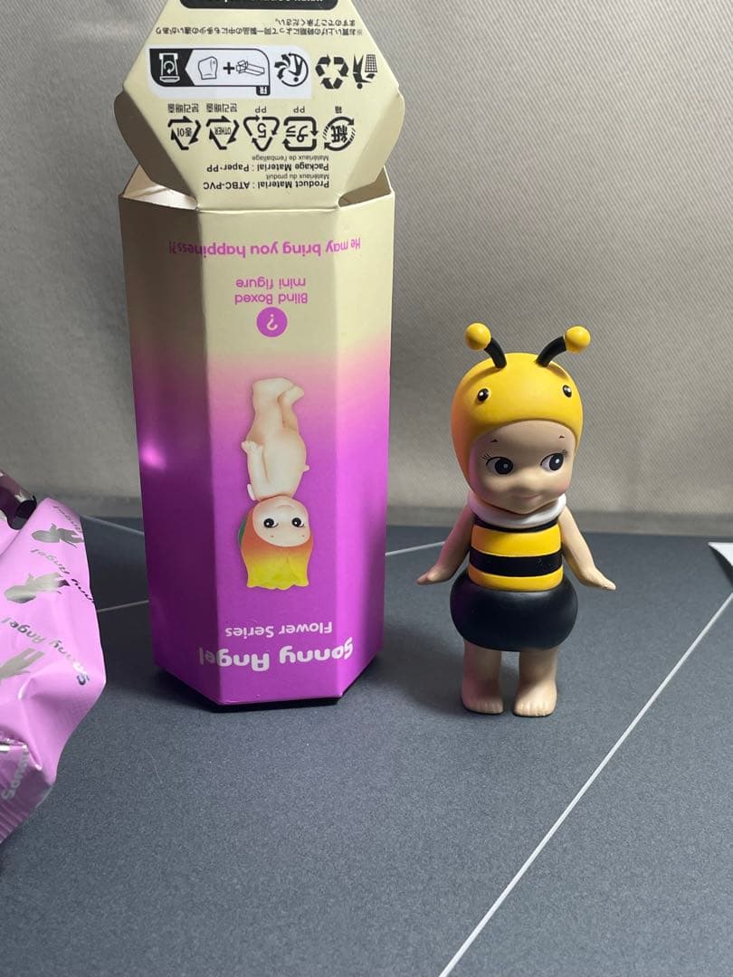 ひまわり様の専用ペジ　レア　ソニーエンジェル　フラワー　シークレット　ハチ　ビー