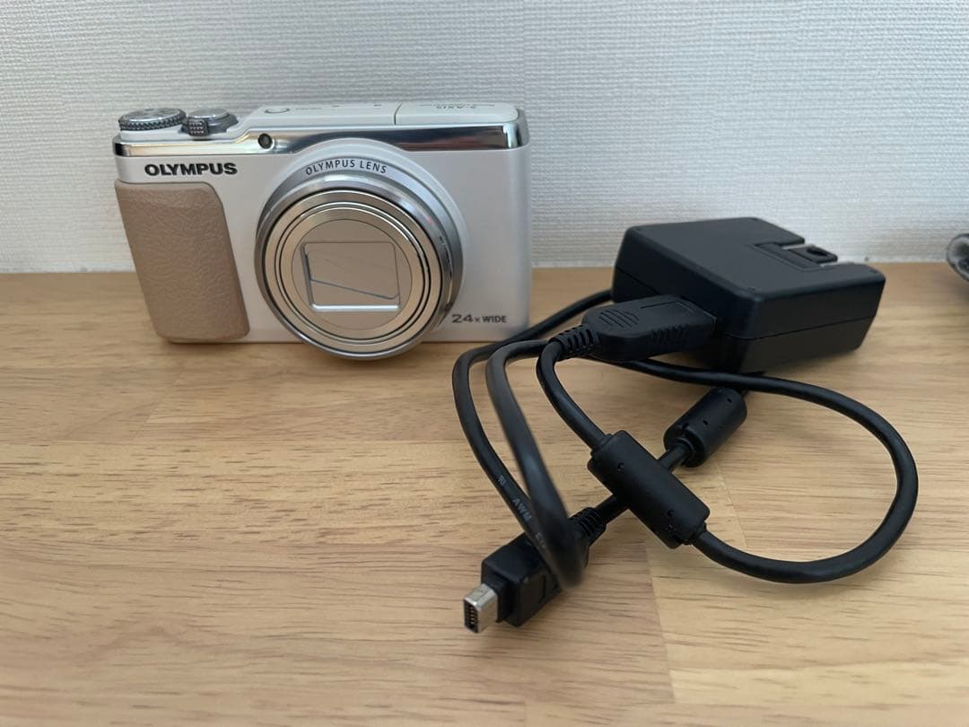 OLYMPUS STYLUS SH-60 24倍ズーム