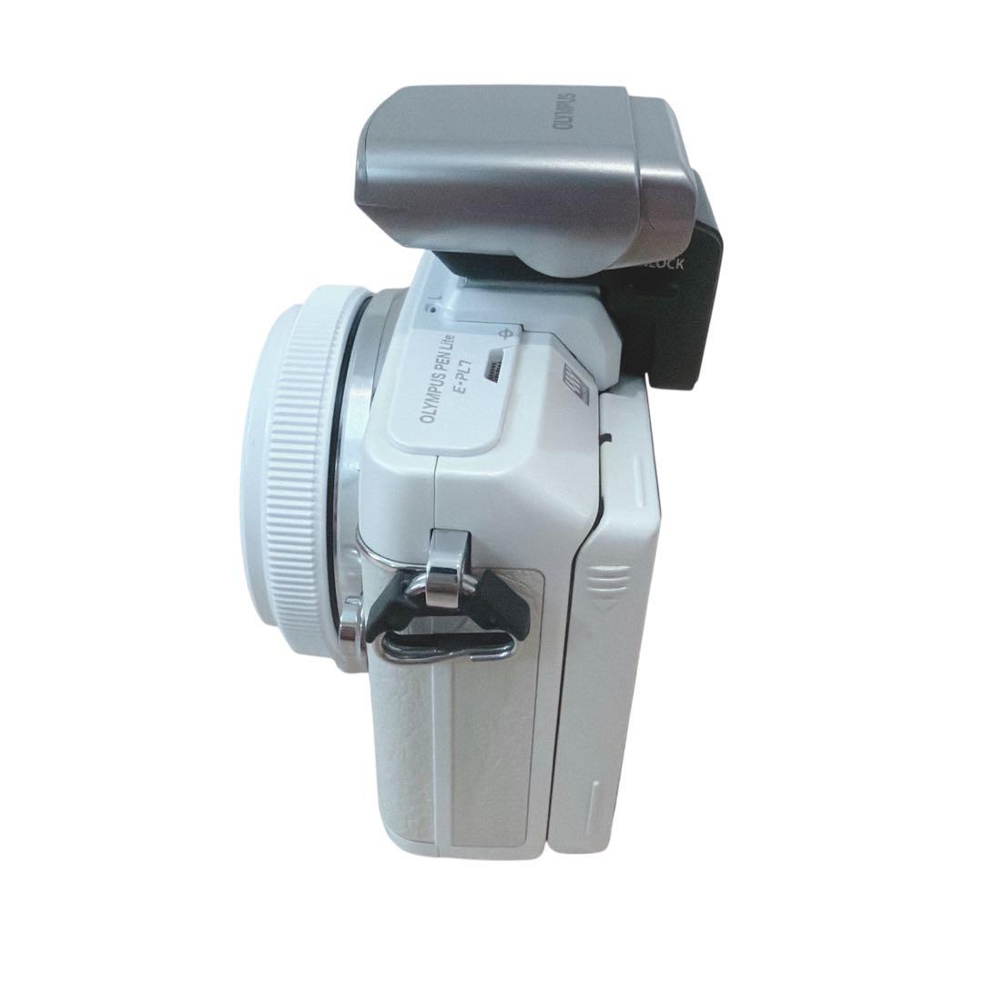 【美品】 OLYMPUS PEN Lite E-PL7 EZダブルズームキット