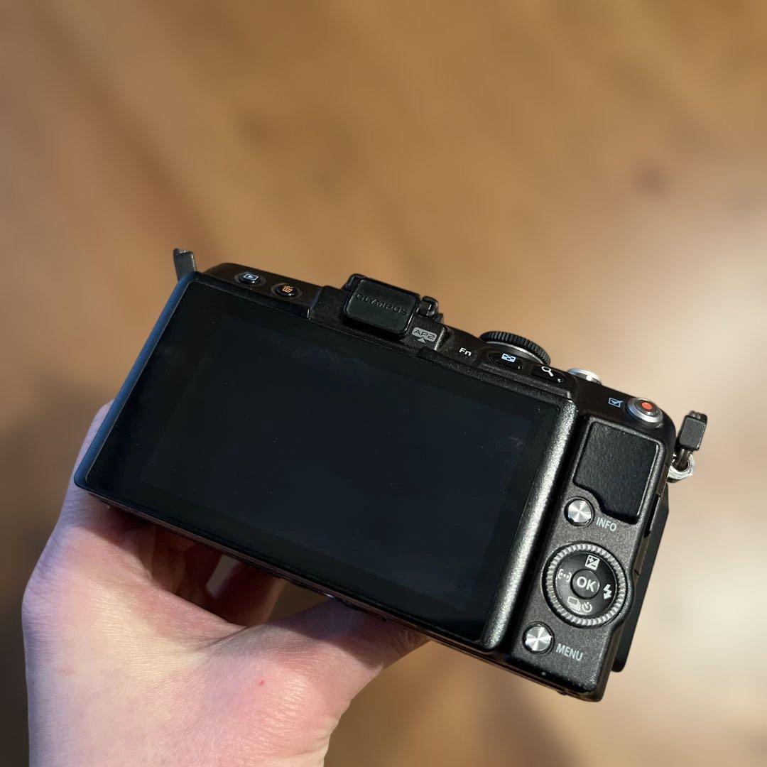 OLYMPUS PEN Lite E-PL5 ミラーレスカメラ