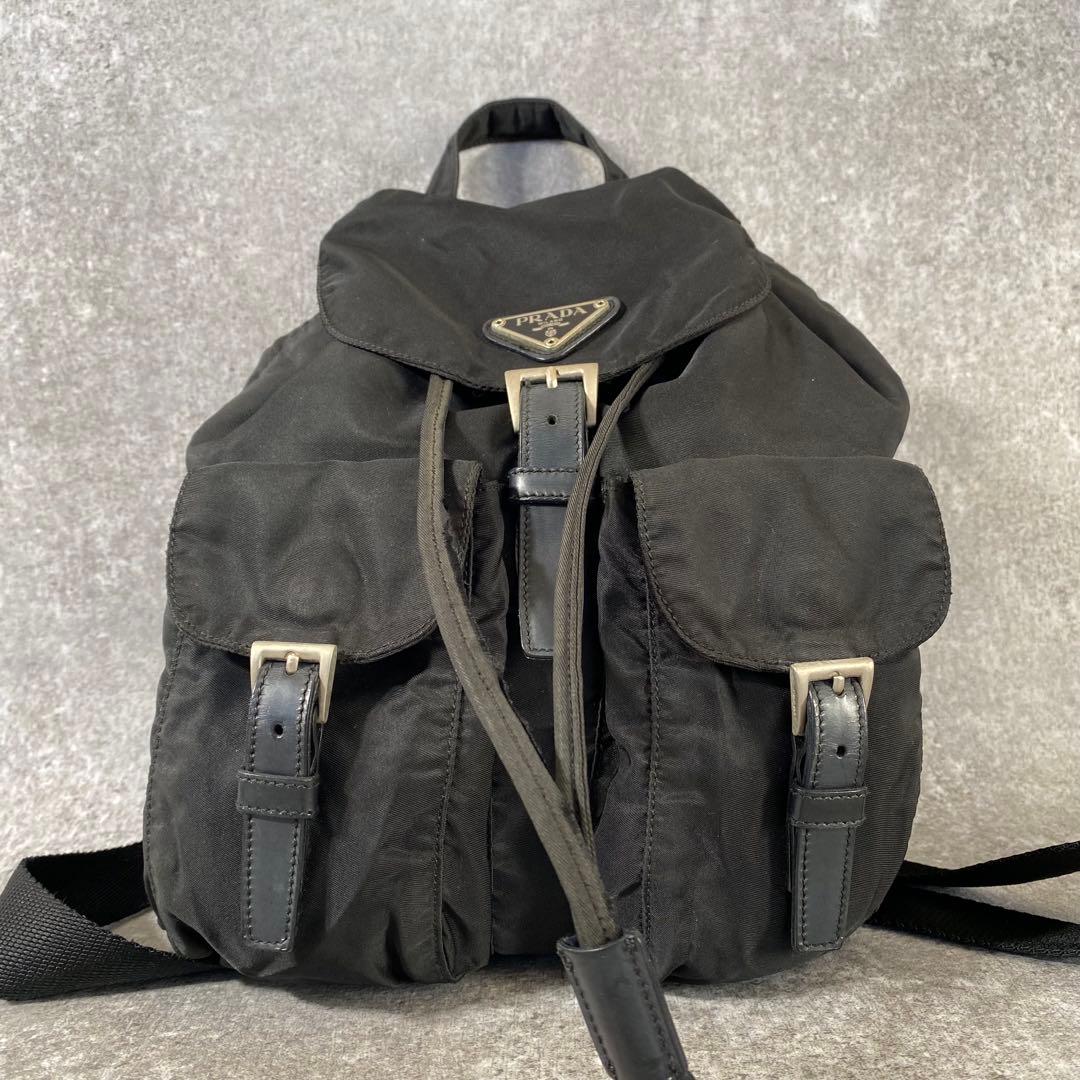 PRADA プラダ　リュック　三角プレート　ナイロン　ブラック　黒