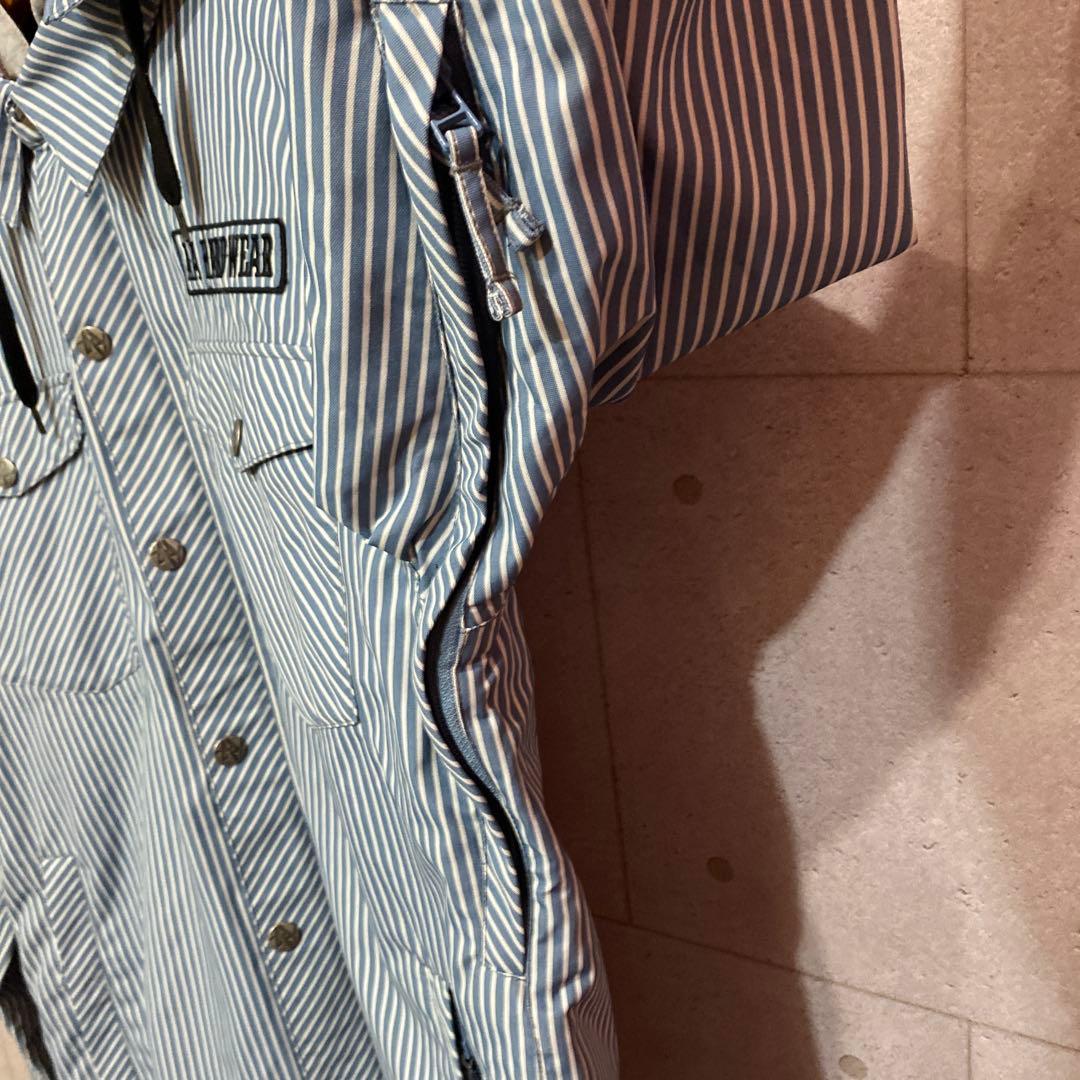 AA HARDWEAR ダブルエーハードウェア　スノーボードウェア　パーカー　服