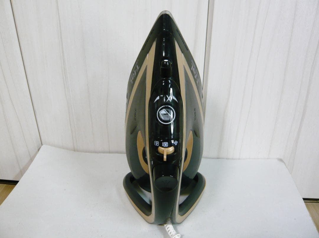 ティファール T-fal アルティメット FV6828 スチームアイロン