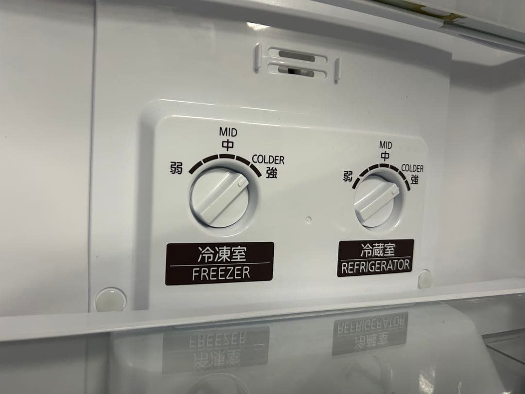 名古屋市内無料配送54★三菱 146L冷蔵庫 2022年製 MR-P15G-W