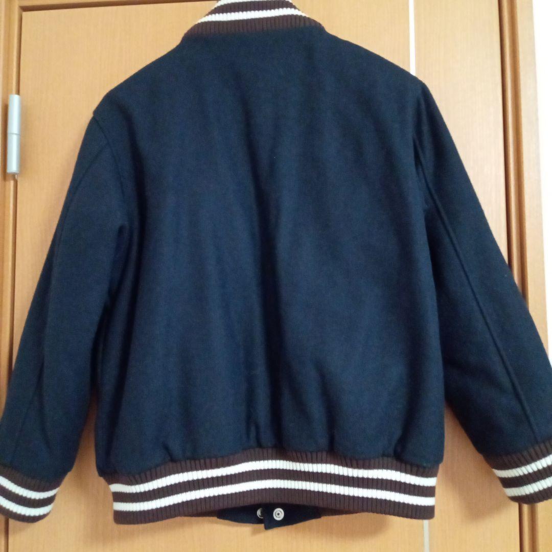 マルモア スタジャンです。