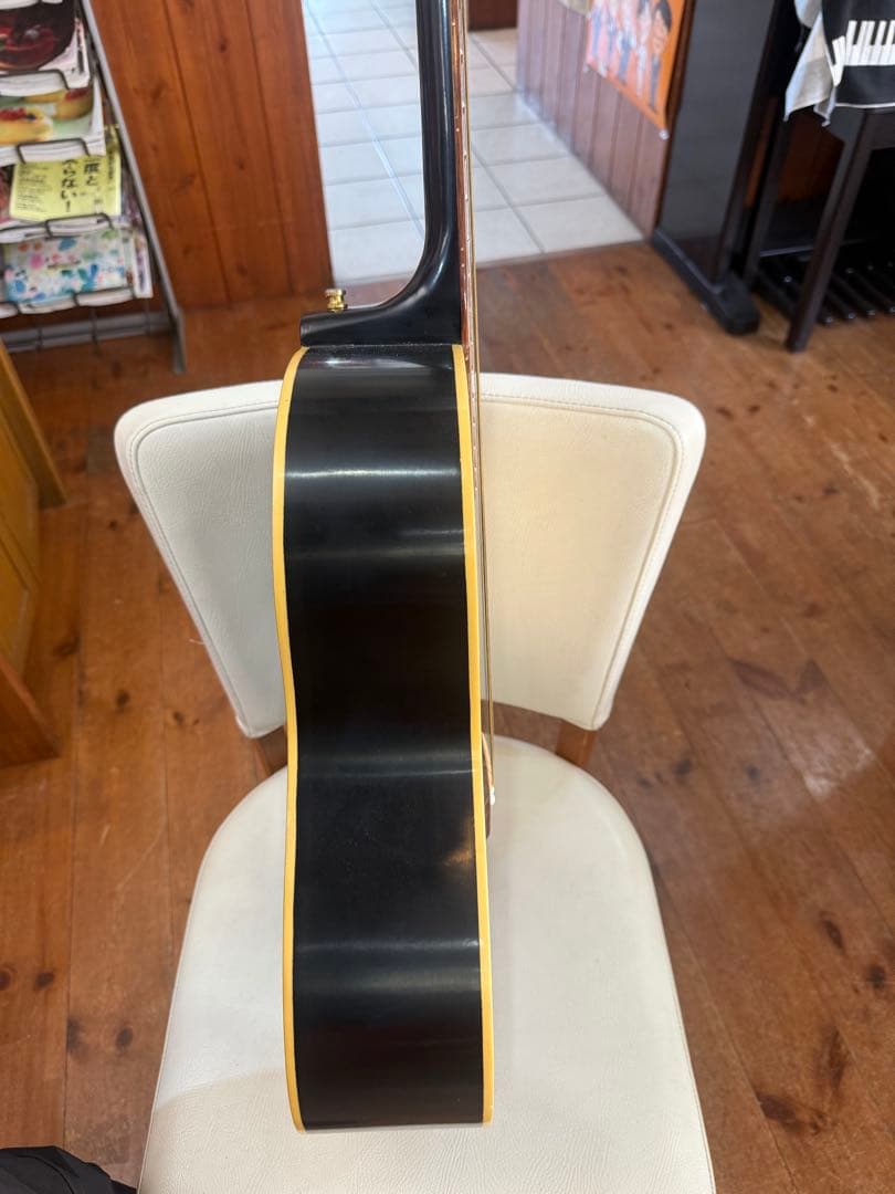 メーカー不明　gibson B-25タイプギター　エボニー