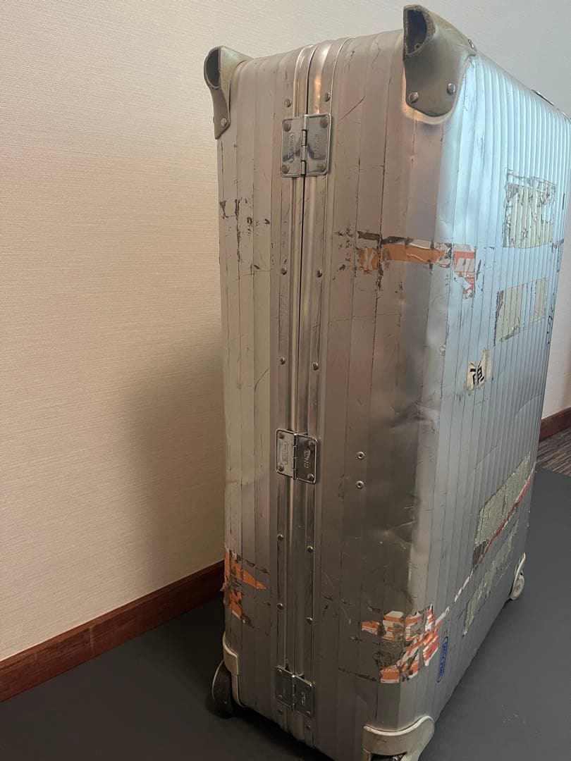 RIMOWA スーツケース