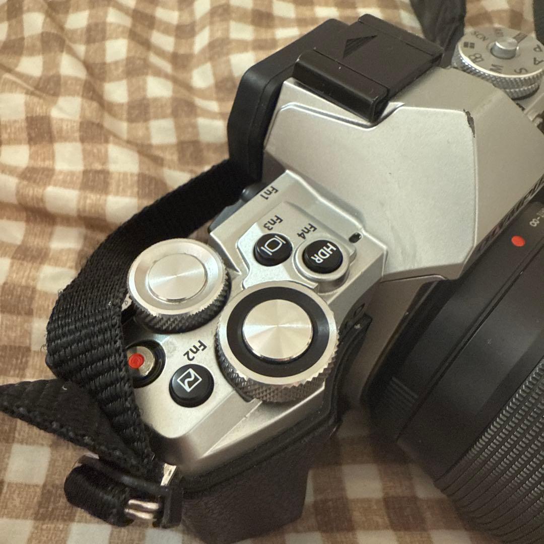 デジタルカメラ OM-D E-M5 Mark II