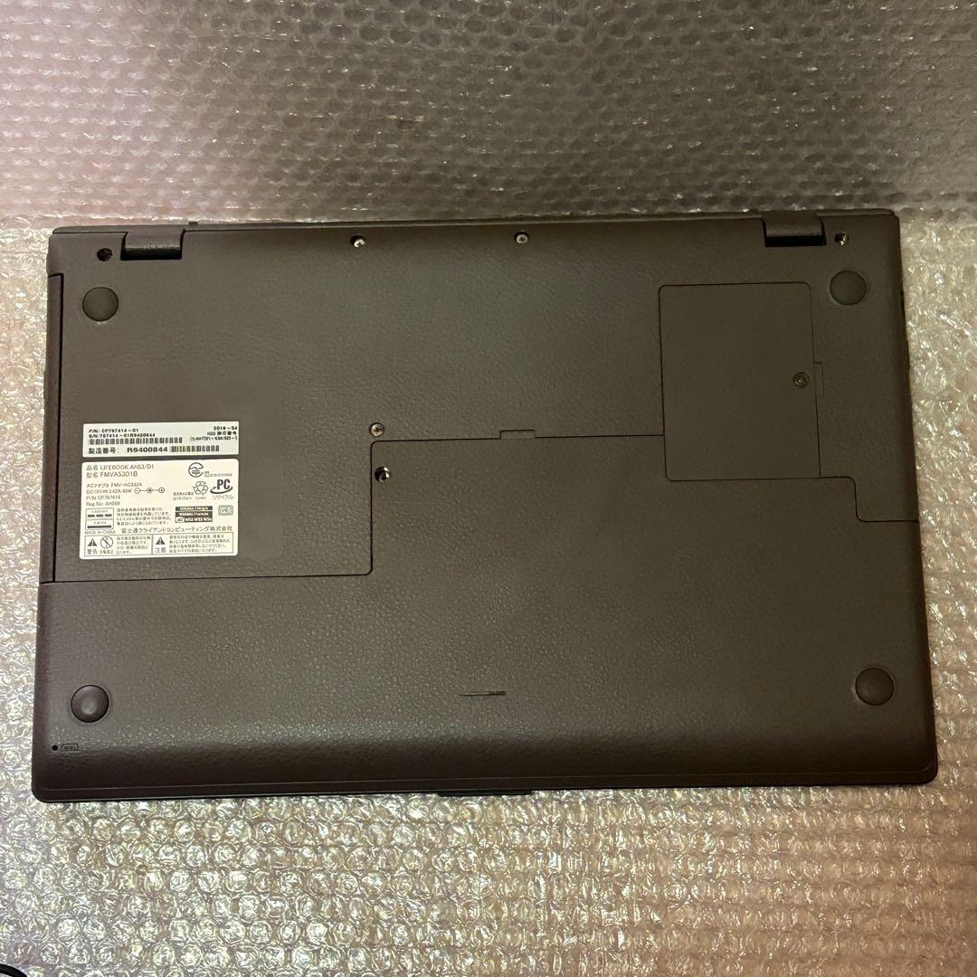 富士通 AH53/D1 i7-8565U SSD 256GB HDD 1TB 他