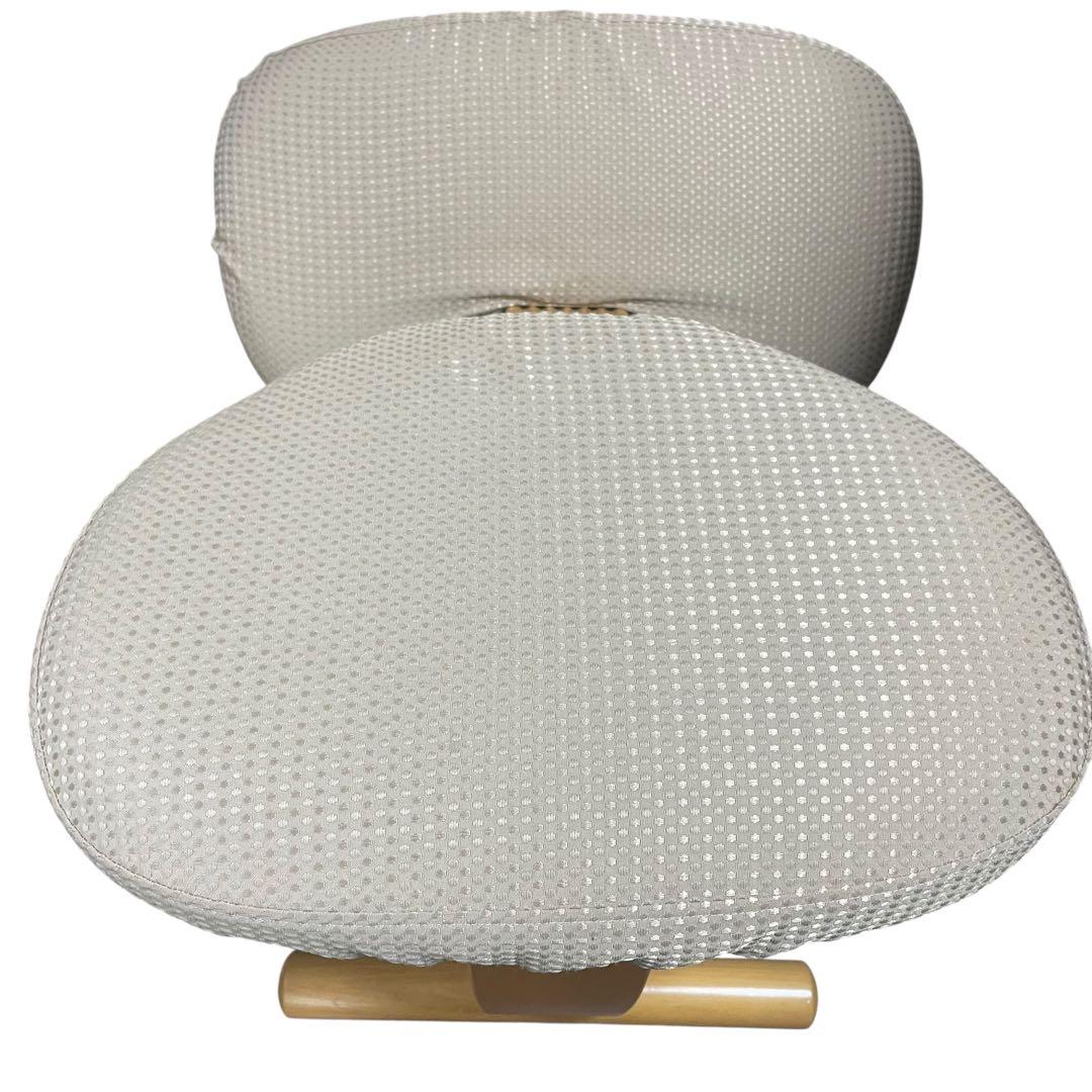 リボ社　バランスチェア　座面カバー付き　姿勢が良くなる椅子　バランスイージー