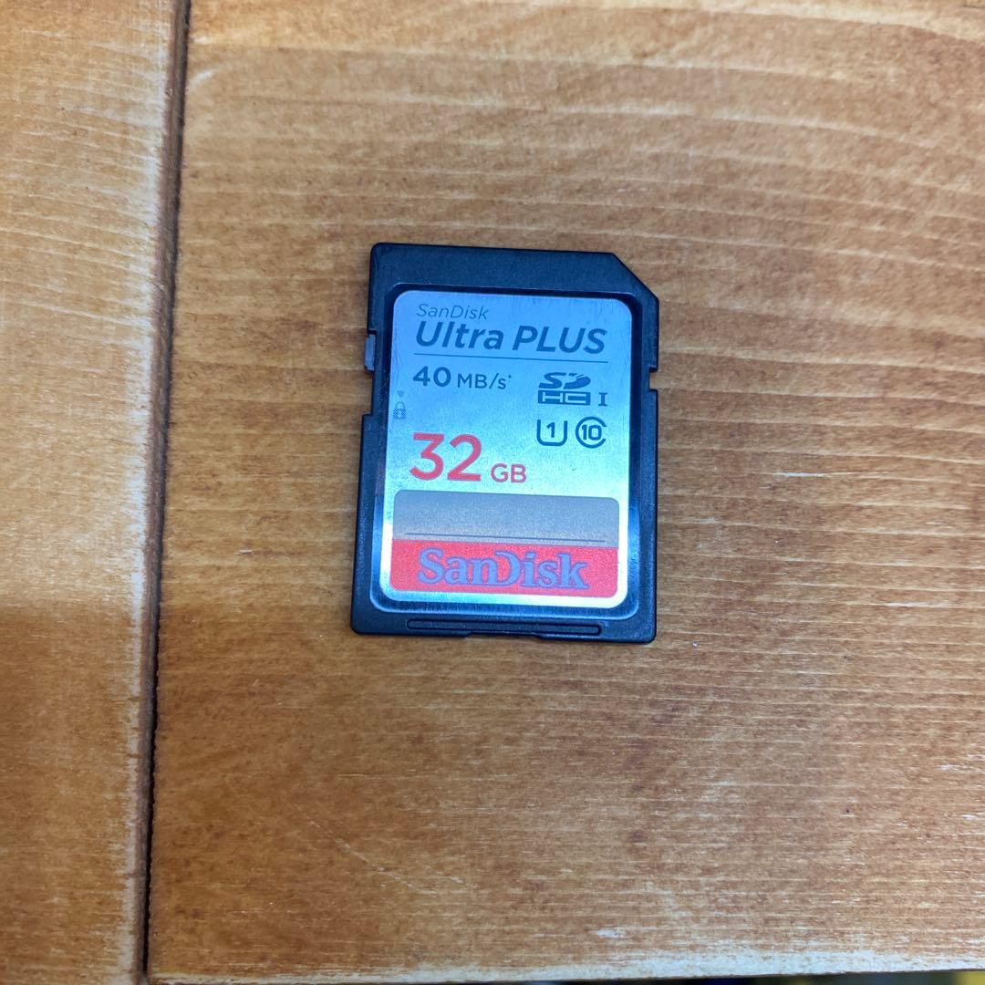 【カメラを始めたい方にオススメ！】Canon EOS 70D +レンズ3本セット