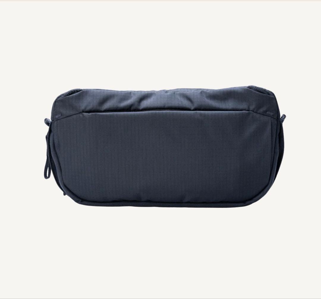バッグ ABLE CARRY Core Sling Midnight Blue