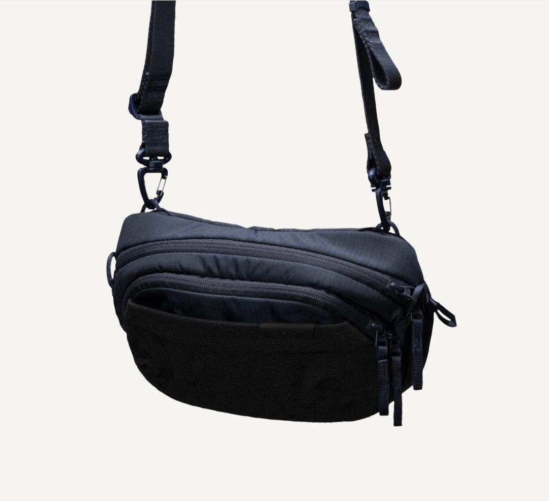 バッグ ABLE CARRY Core Sling Midnight Blue