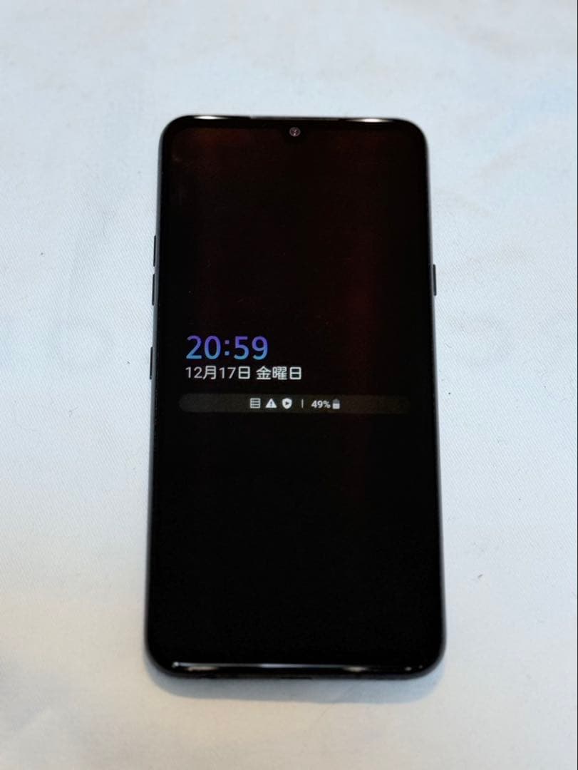 スマートフォン　LG G8X