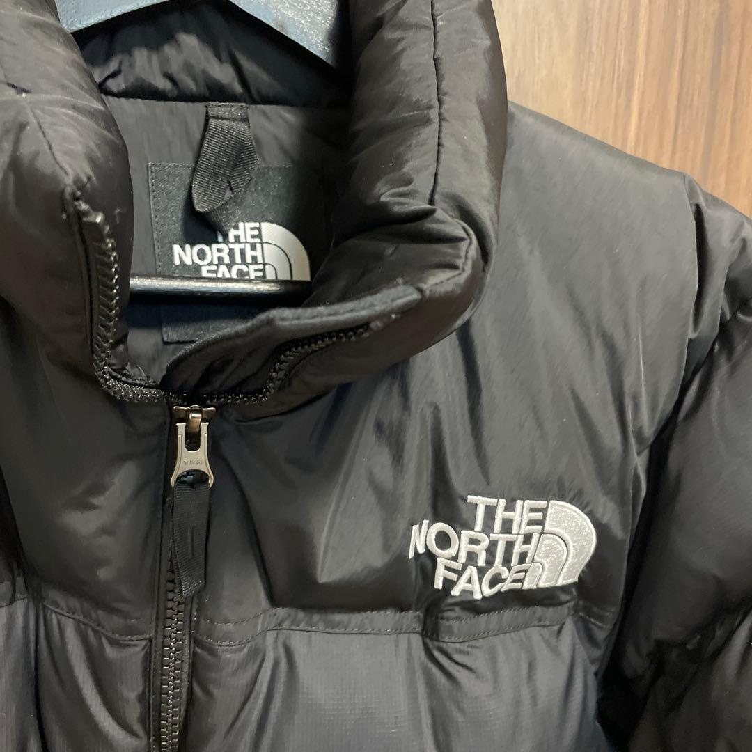 ヌプシ　ダウン　レディース　Mサイズ　ブラック