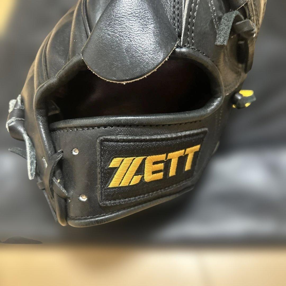 ZETTプロステイタス　投手用　硬式グローブ