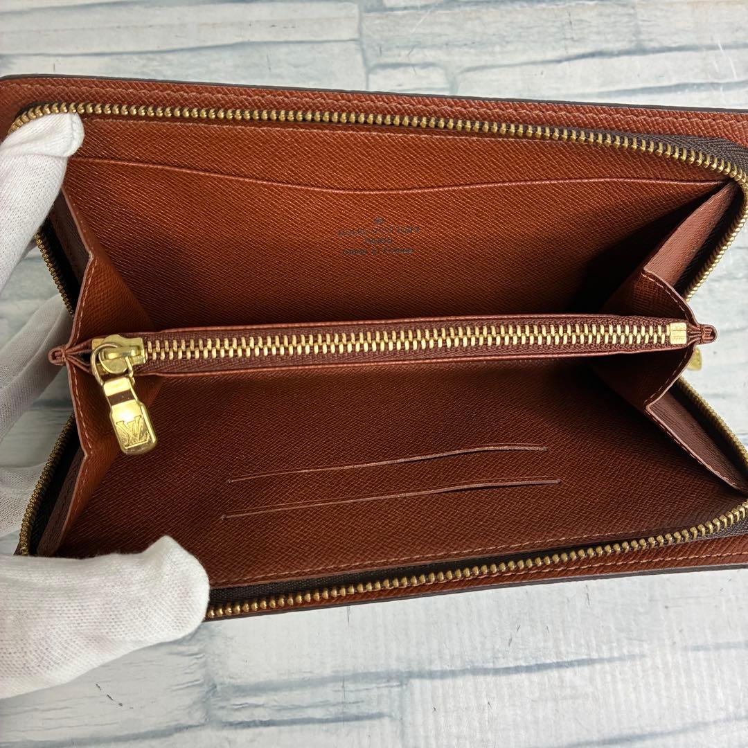 未使用級　90 ルイヴィトン　モノグラム　長財布　ラウンドファスナー　hq2