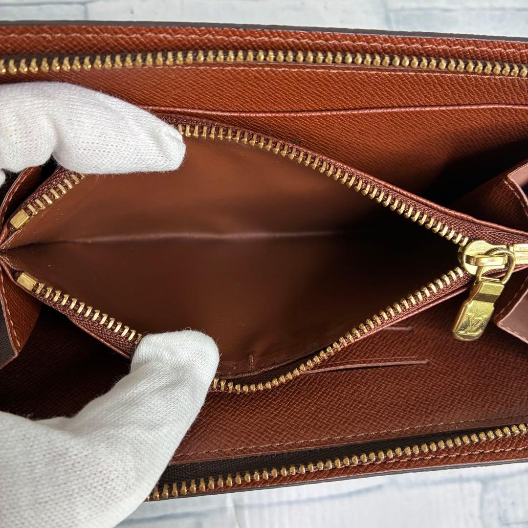 未使用級　90 ルイヴィトン　モノグラム　長財布　ラウンドファスナー　hq2