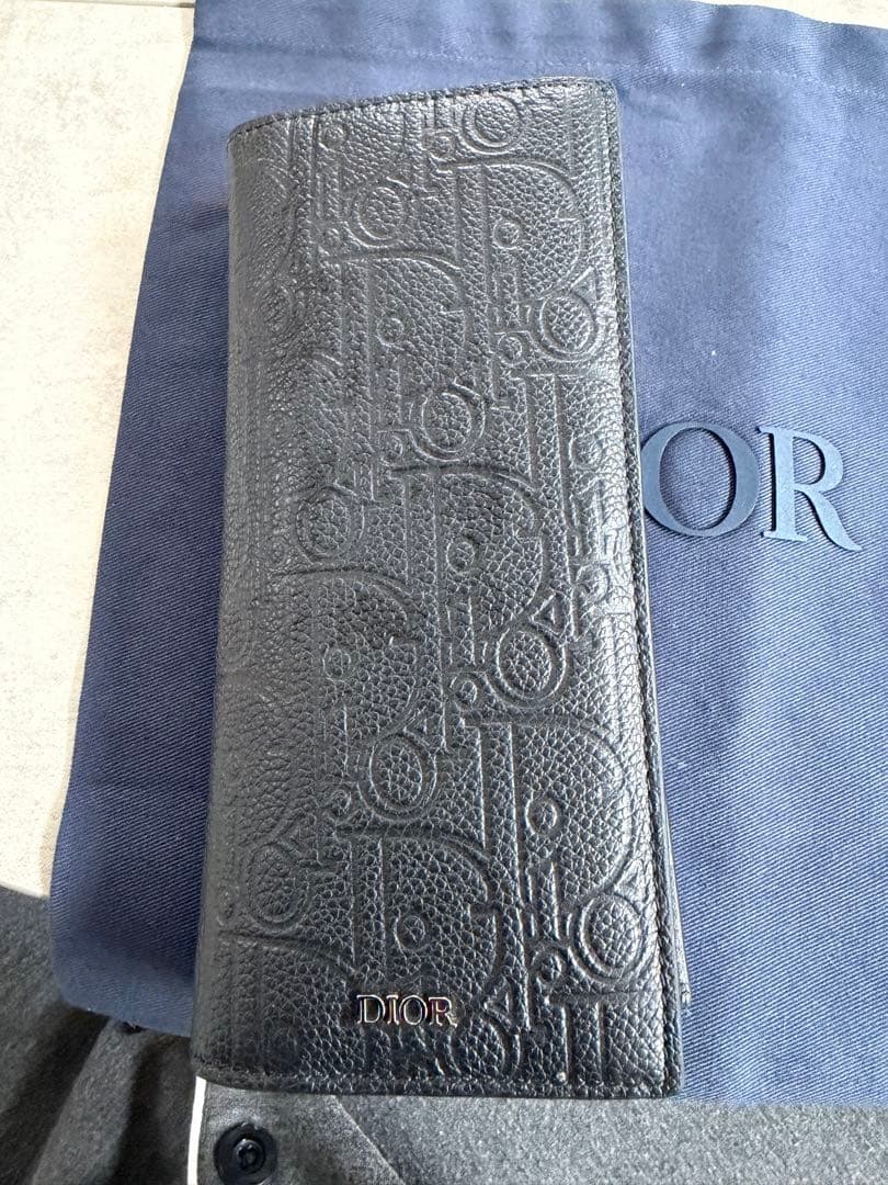 Dior バーティカルメンズ長財布　グラビティレザー