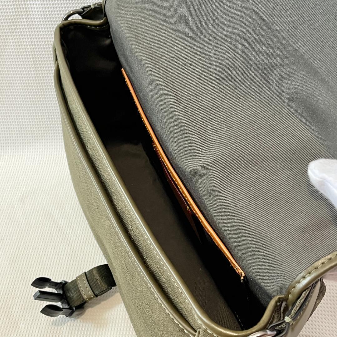 未使用 COACH CU041 メッセンジャーバッグ シグネチャー カーキ