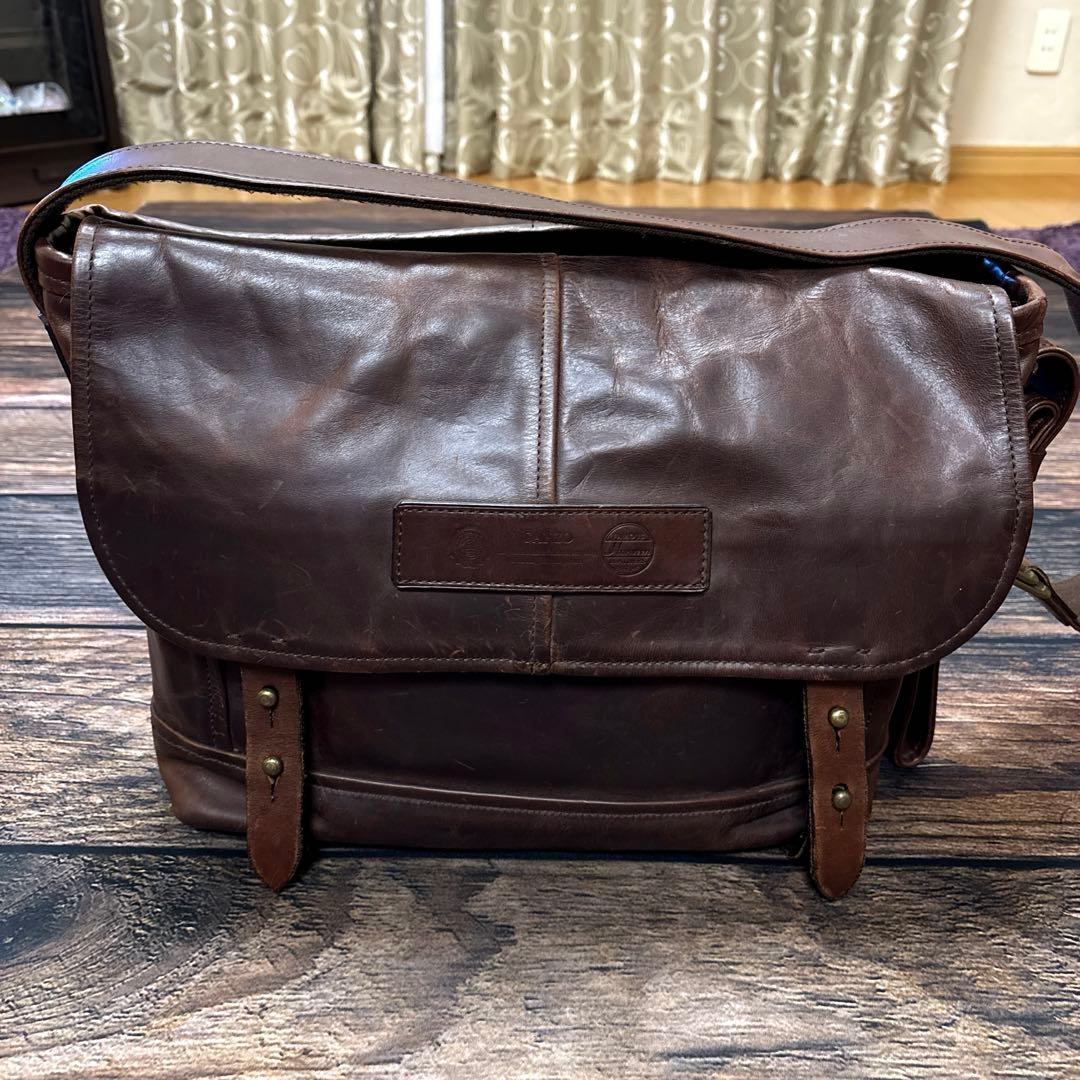 バッグ GANZO HORWEEN / leather messenger bag