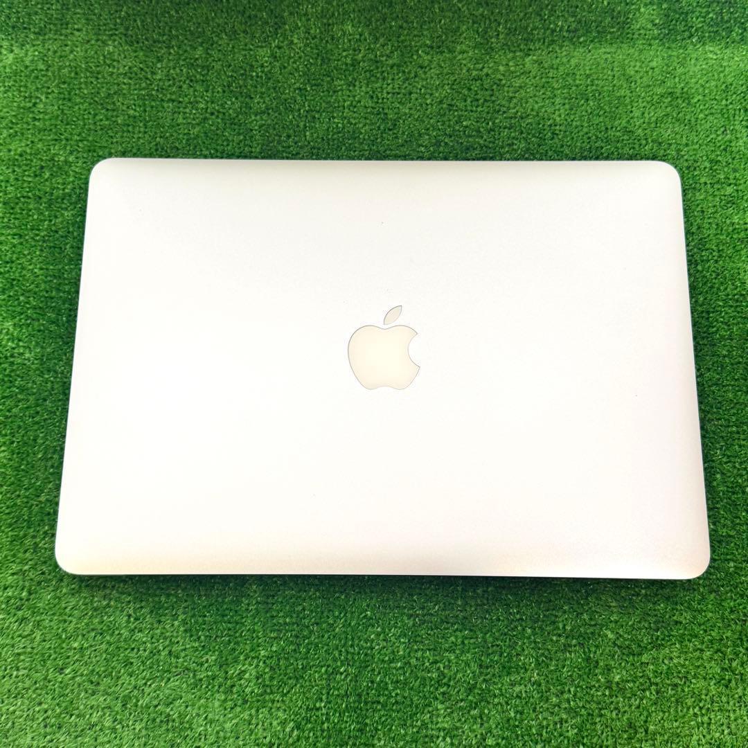 Apple MacBook Air i5 4GB SSD256GB ノートPC
