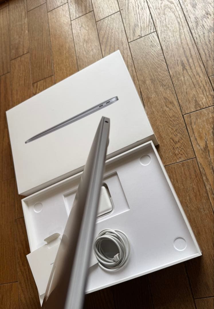 MacBook Air 2020 i5 8GB 512GB 美品