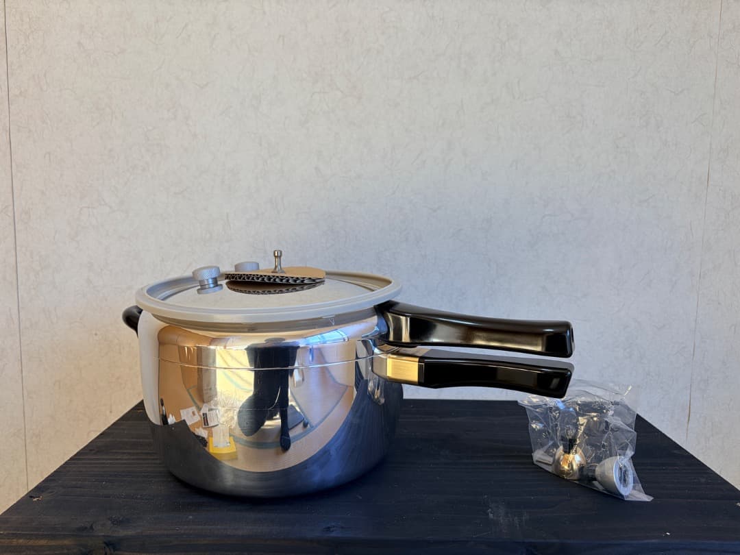 ヘイワ圧力鍋　PC-45A （満水容量4.5L）