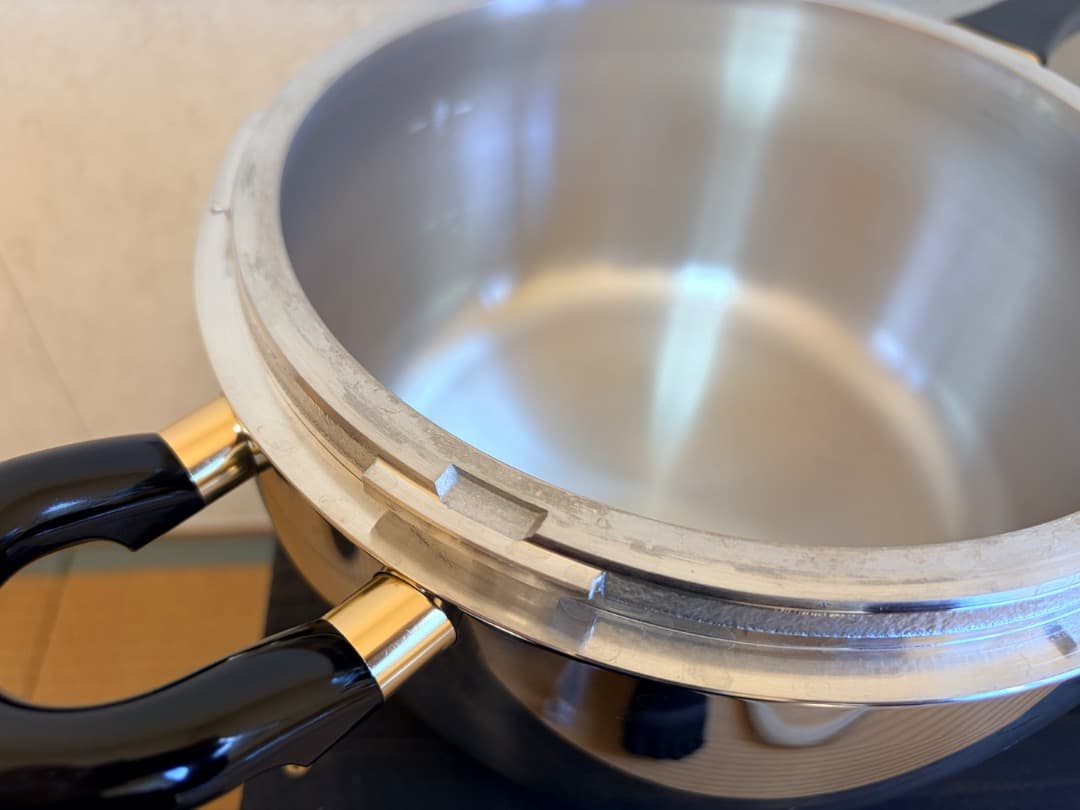 ヘイワ圧力鍋　PC-45A （満水容量4.5L）