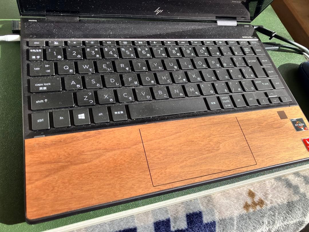 ENVY x360 13-ar0101AU ナイトフォールブラック & ナチュラ