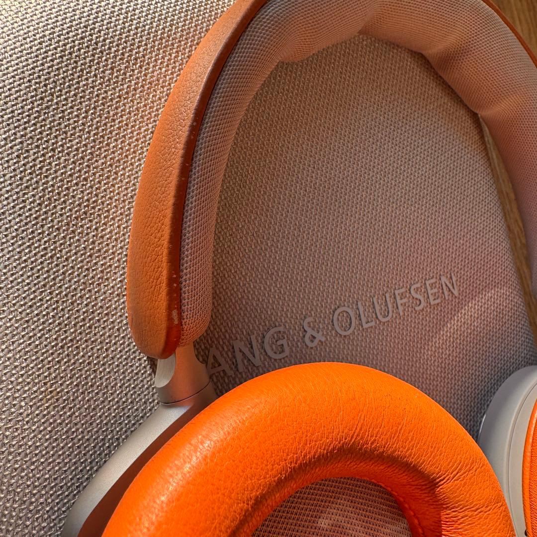 タ*ラ様 Beoplay HX Bang & Olufsen ヘッドホンTimb