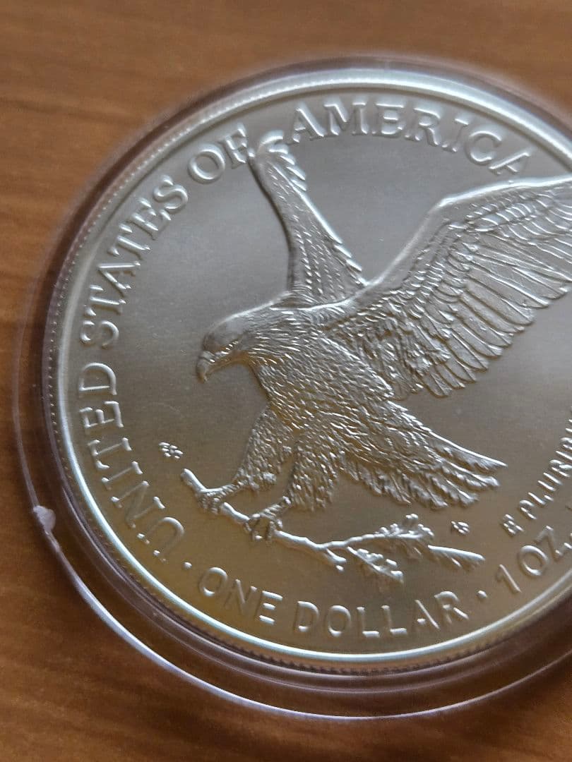 アメリカ　イーグル 銀貨　１オンス 2022年　1ドル