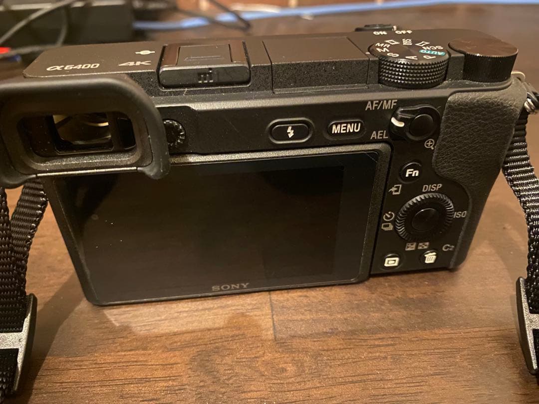 美品 SONY α6400 ミラーレス一眼カメラ ボディ a6400