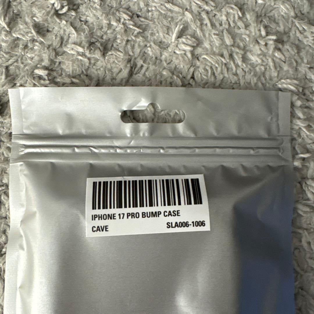 SKYLRK iPhone ケース 17 Pro Bump Case