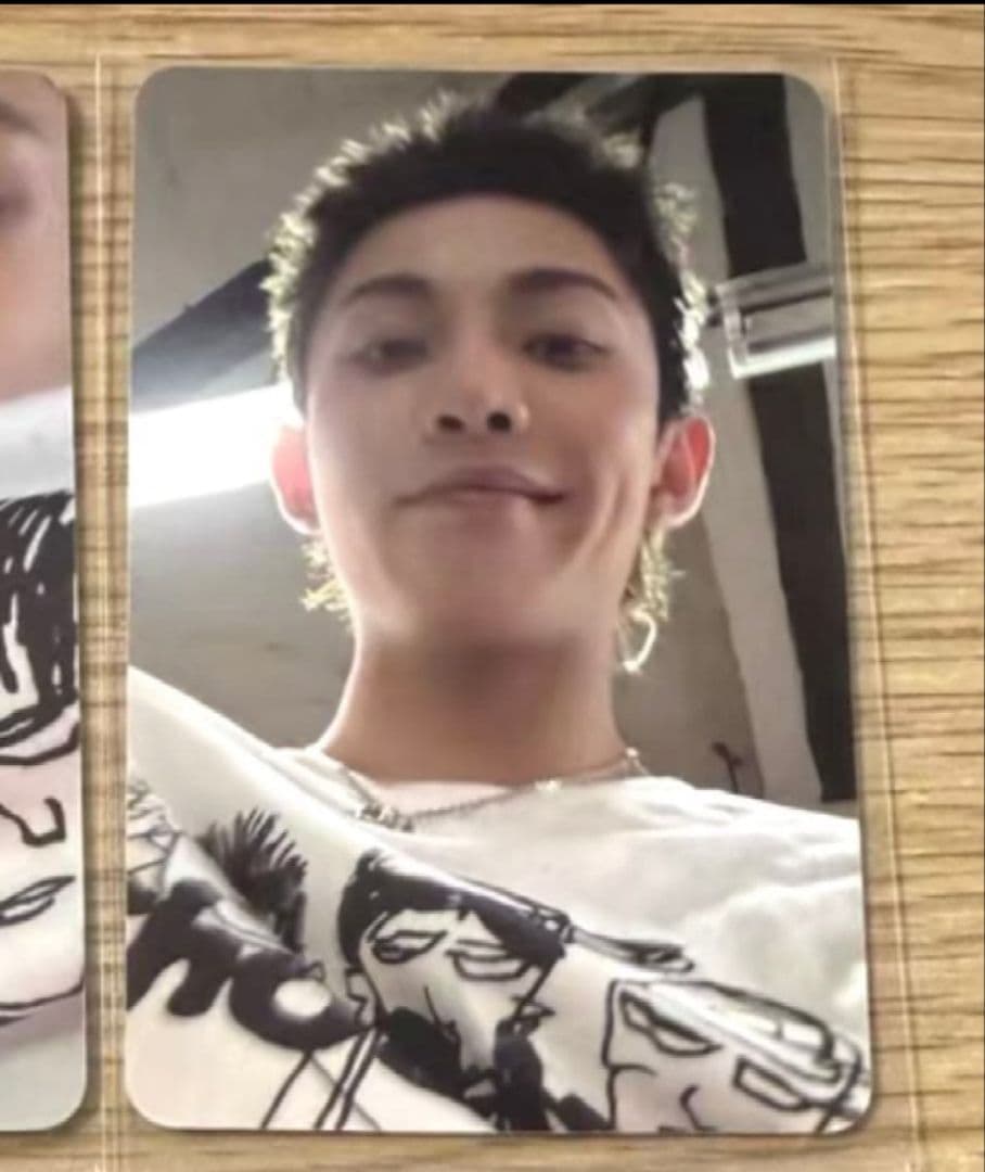 LNGSHOT リュル 1st oliveyoung ラキドロ限定 トレカ A