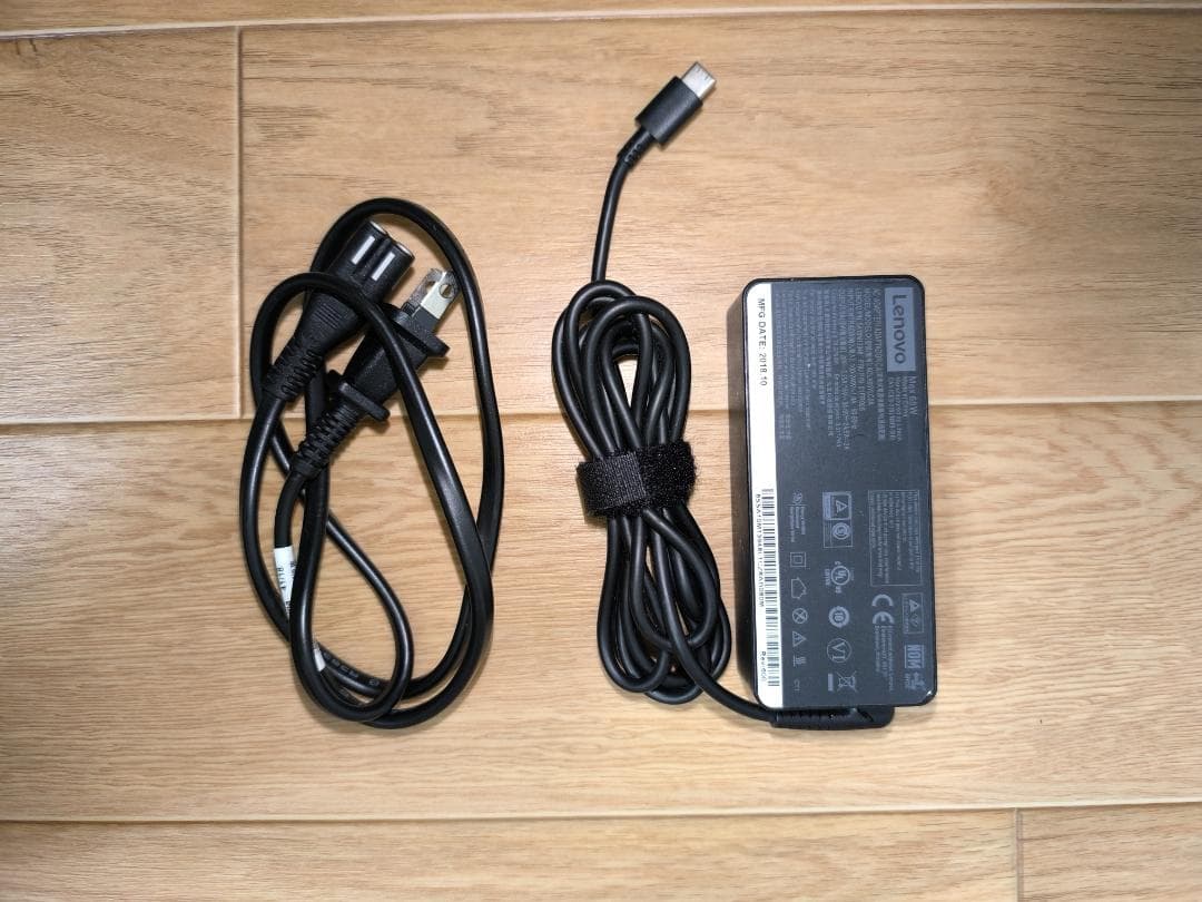 Thinkpad X1 Carbon Gen 6 バッテリー100% WQHD