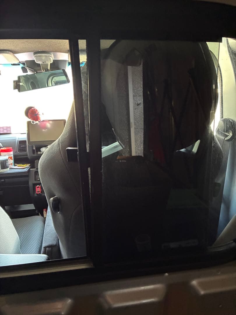 ハイゼットジャンボ　前期　リアガラスが開閉する