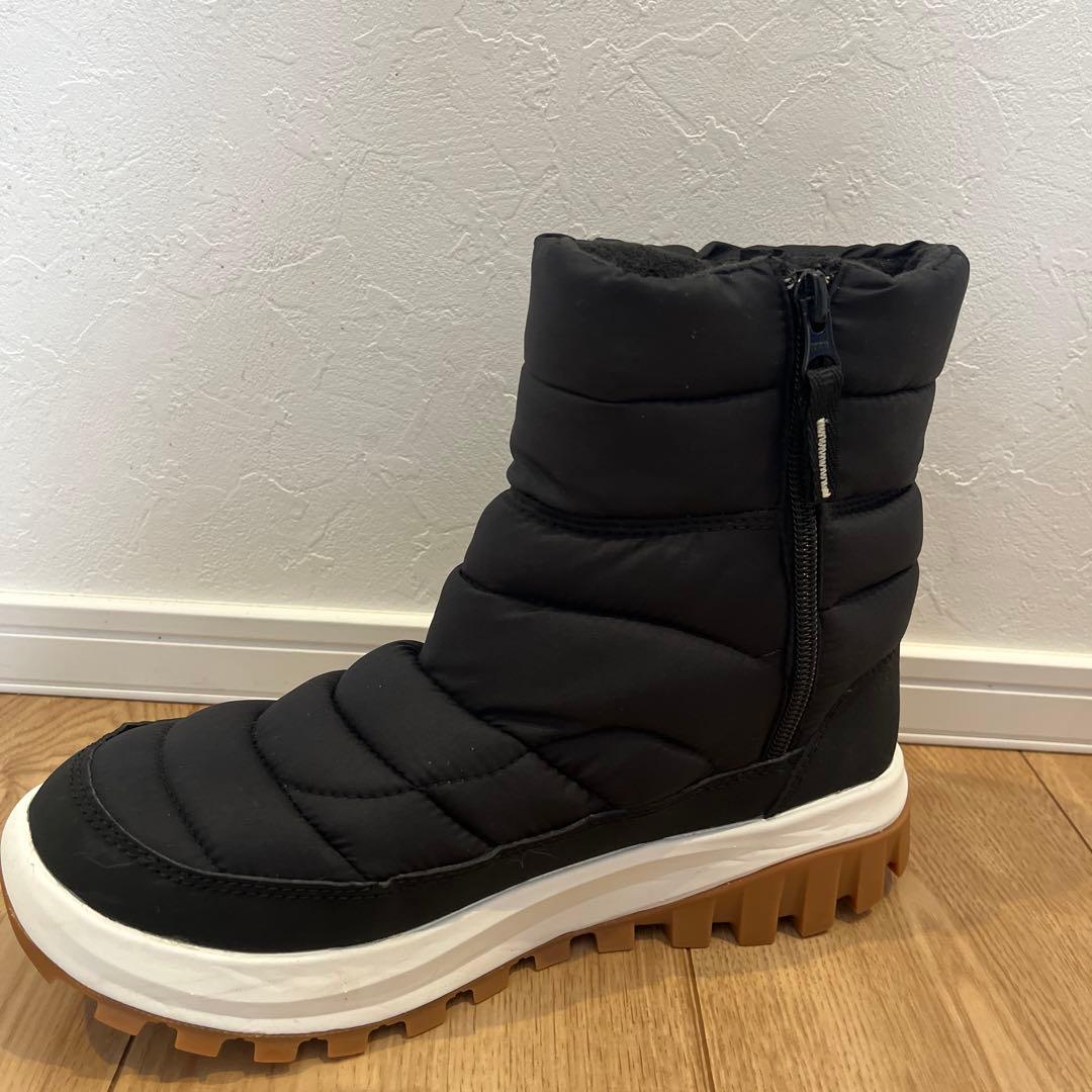 Colombiaブラックキルティングブーツ