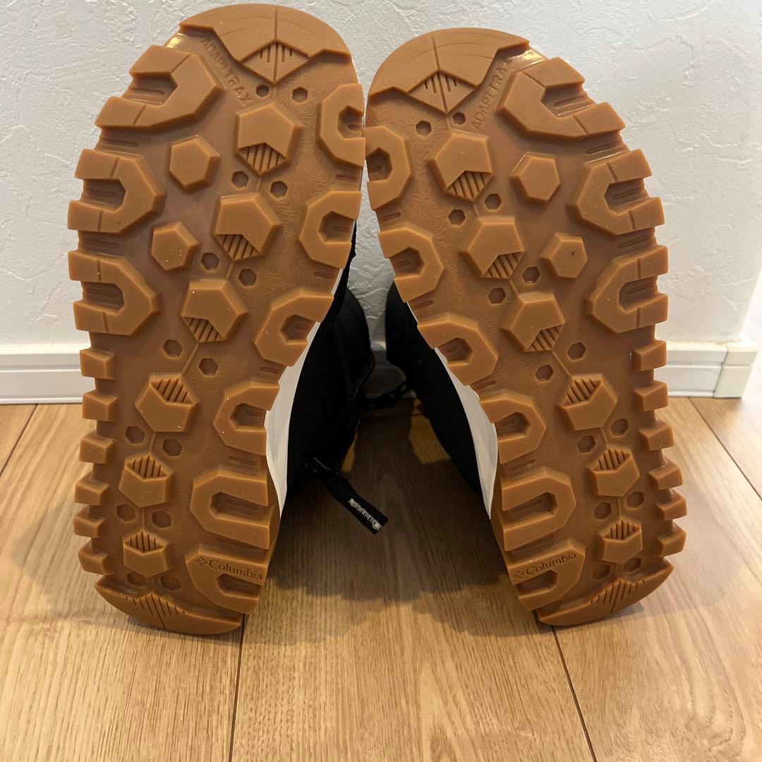 Colombiaブラックキルティングブーツ