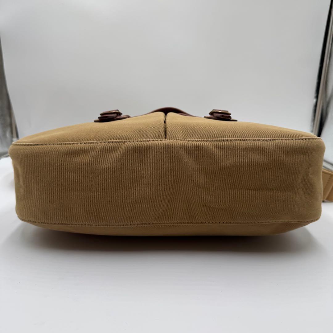 極美品✨ ブレディー ARIEL TROUT メッセンジャーバッグ A4 茶色