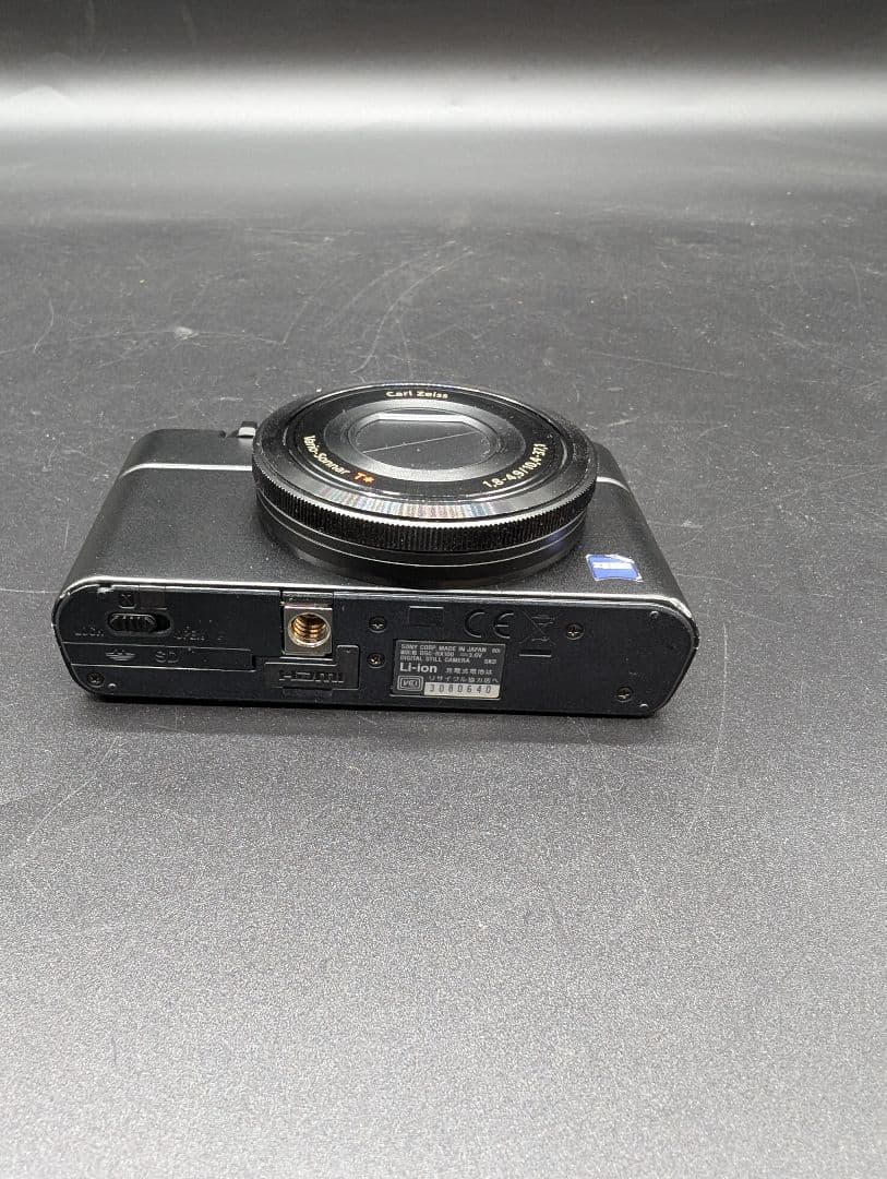 【箱付き】SONY Cyber-shot DSC-RX100 デジカメ