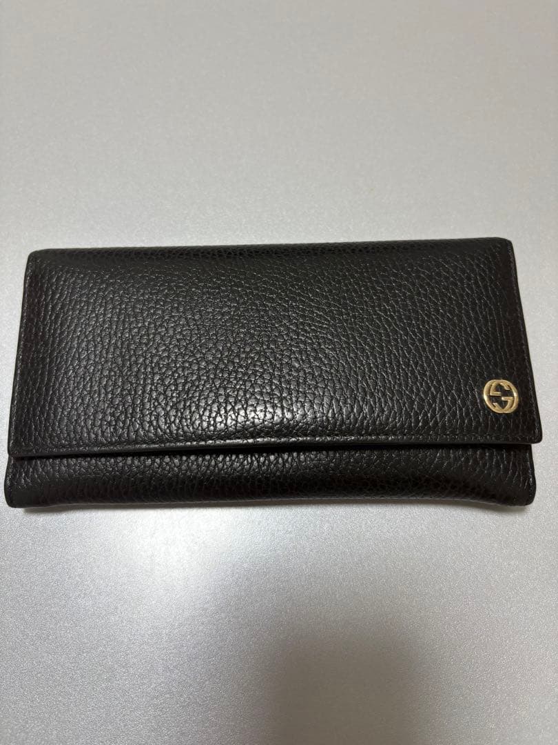GUCCI グッチ黒 レザー 長財布 金色ロゴ