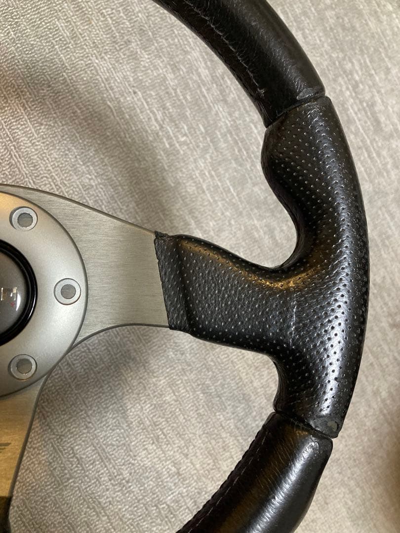 MOMO RACE 32φ ホーンリング ホーンボタン付き